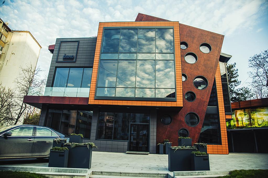 The Base Apartments Chisinau Ngoại thất bức ảnh