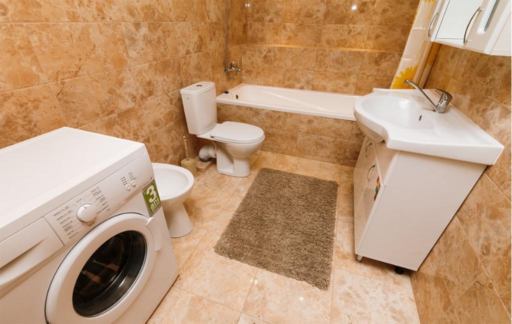 The Base Apartments Chisinau Ngoại thất bức ảnh