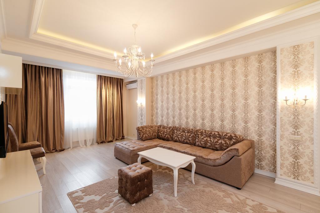 The Base Apartments Chisinau Ngoại thất bức ảnh