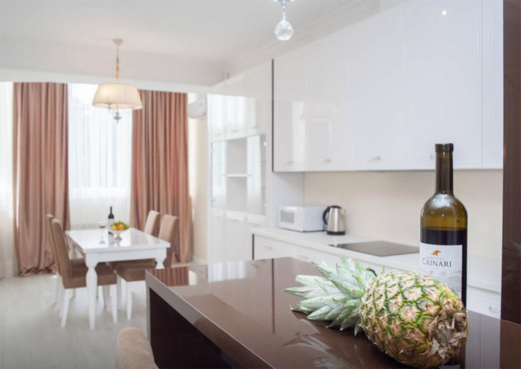 The Base Apartments Chisinau Ngoại thất bức ảnh