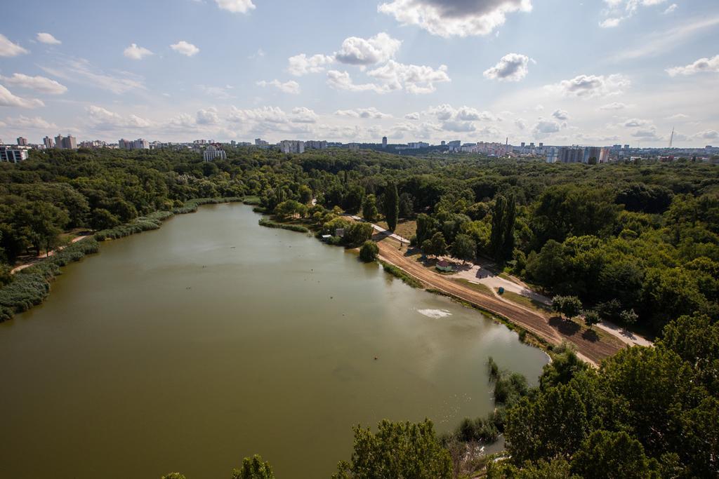 The Base Apartments Chisinau Phòng bức ảnh