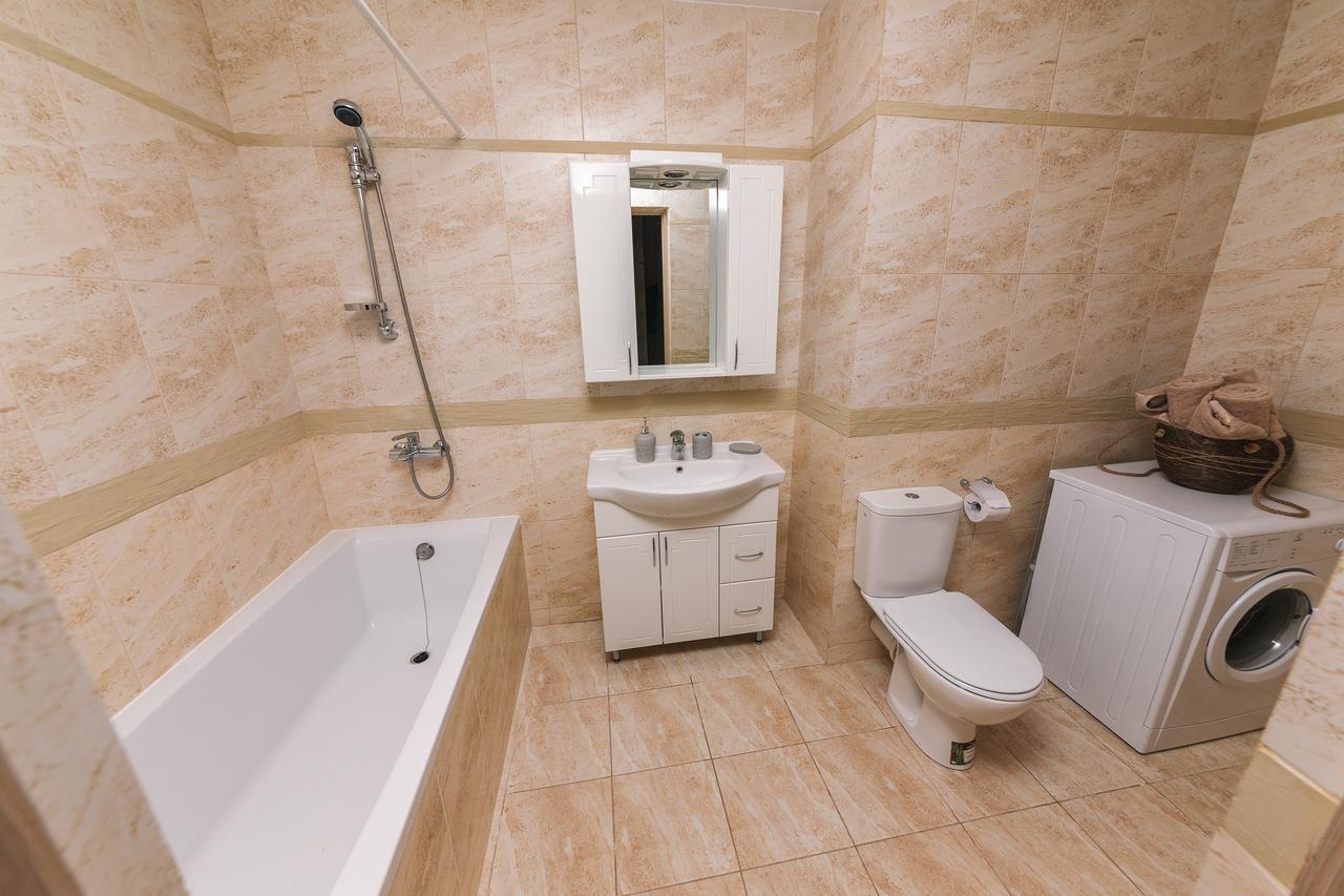 The Base Apartments Chisinau Ngoại thất bức ảnh